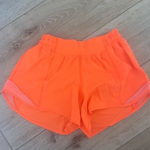 lululemon hotty hots